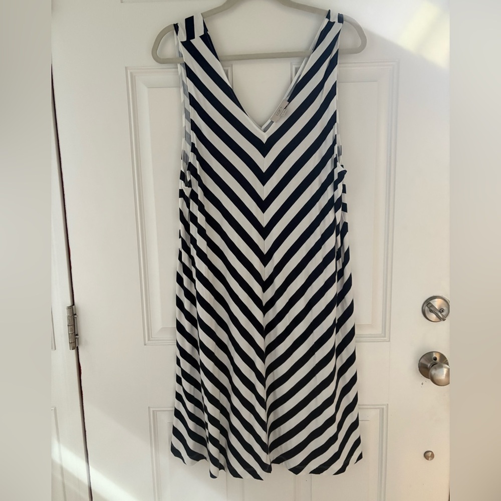LOFT Navy and White Chevron Dress